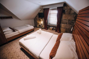  The Commercial Hotel  Уишо